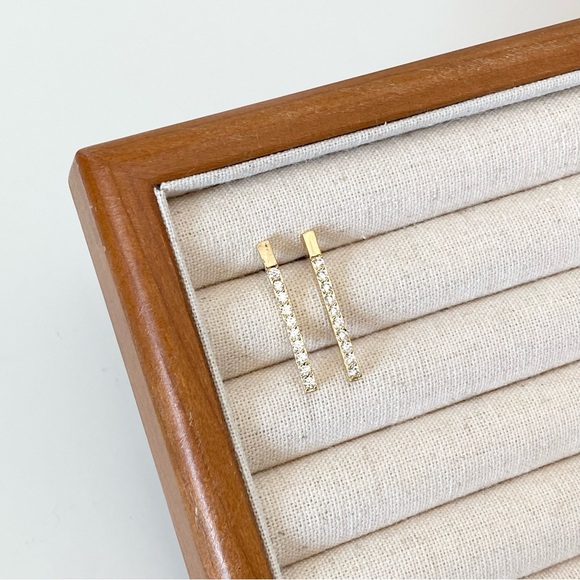 4/$15 Gold Rhinestones Linear Abstract Simple Metalwork Earrings - Picture 2 of 5